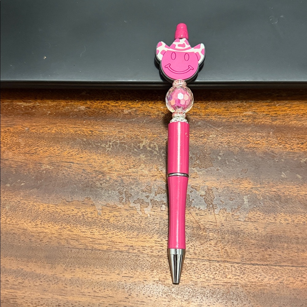 Pink Smiley Face Pen